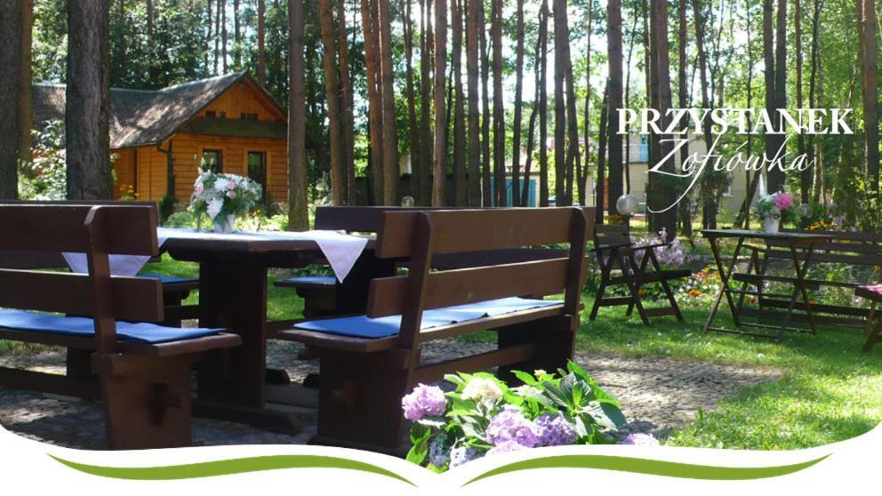 Przystanek Zofiowka Hotell Tuszyn Exteriör bild